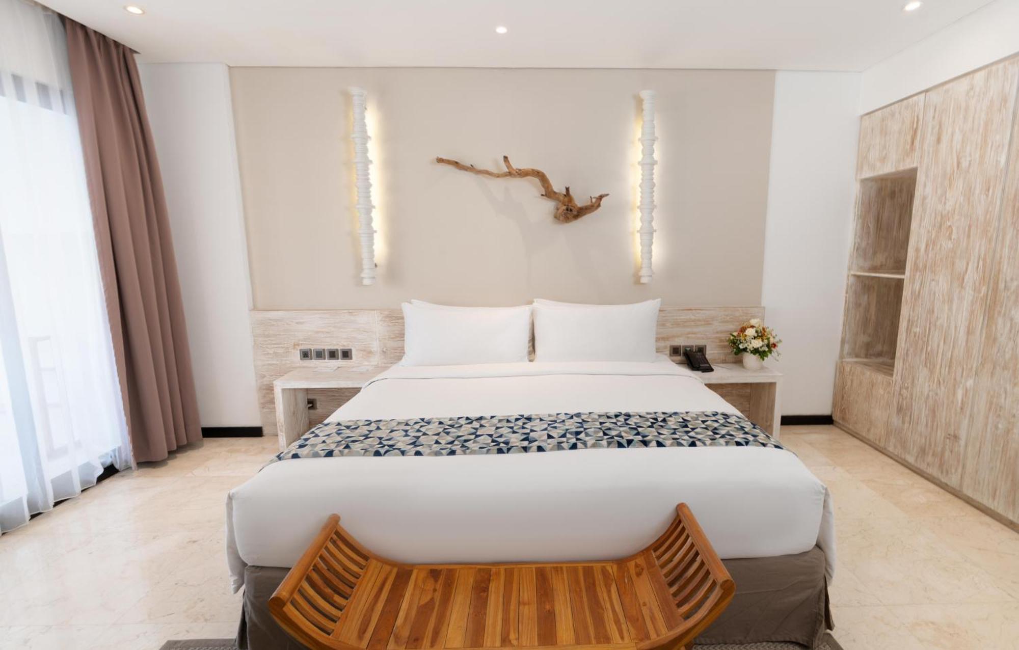 Premier Room